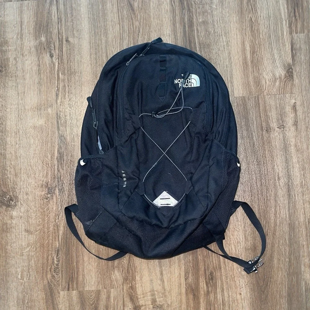 The North Face Jester Backpack Black One Size Zip Padded Straps Pockets
